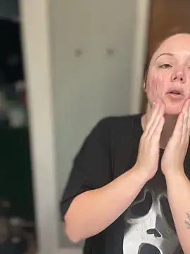 Snapshot of Blaze_Baby chatting on April 2026 02:11:01 PM Blaze Baby online show from April 2026 02:11:01 PM