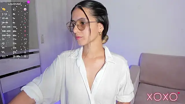 Snapshot of Lilacutte_ chatting on March 2026 08:33:02 AM Lilacutte online show from March 2026 08:33:02 AM