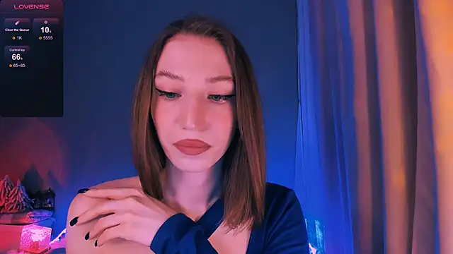 ellaamber online show from December 2025 01:24:02 AM