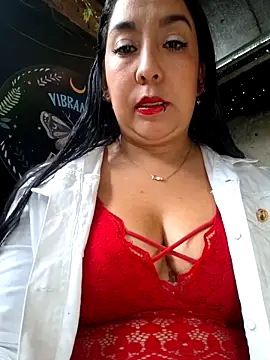 Bella keny online show from September 2025 05:40:01 PM