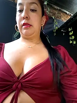 Bella keny online show from October 2025 06:53:01 PM