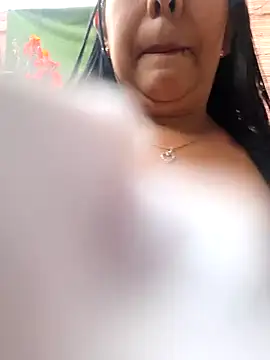 Bella keny online show from April 2026 06:58:02 PM