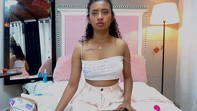 JessyZoe online show from January 2025 12:19:02 PM