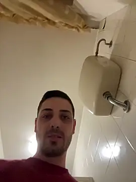 iltoscano95 online show from January 2026 05:49:02 PM