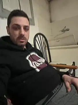 iltoscano95 online show from April 2026 07:33:01 PM