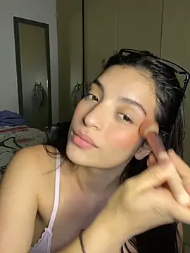 dakota le online show from January 2025 12:24:01 AM