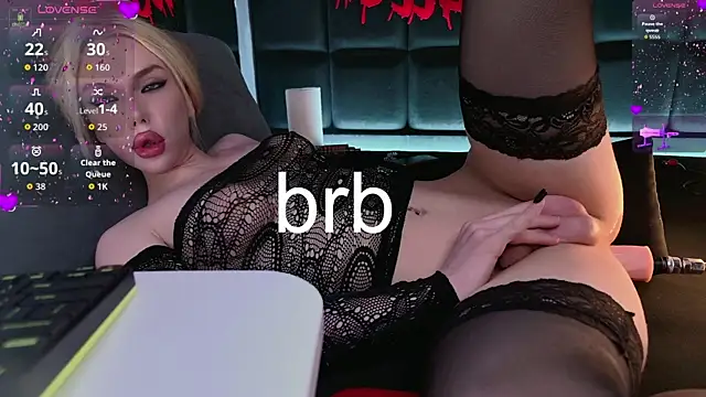 DanielPaige  online show from December 2025 11:37:01 AM