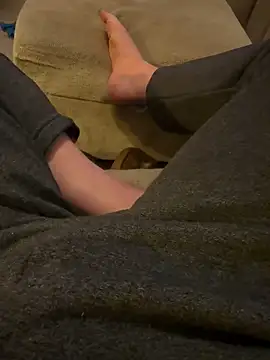 Snapshot of Feettlover69 chatting on March 2026 08:48:01 PM Feettlover69 online show from March 2026 08:48:01 PM