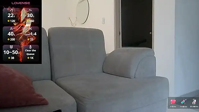 Snapshot of saramartinez1000 chatting on February 2025 06:26:02 PM saramartinez1000 online show from February 2025 06:26:02 PM