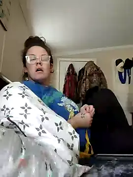 Snapshot of velvetta_ chatting on December 2024 03:22:01 PM velvetta  online show from December 2024 03:22:01 PM