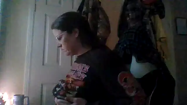 Snapshot of velvetta_ chatting on December 2024 09:33:01 PM velvetta  online show from December 2024 09:33:01 PM