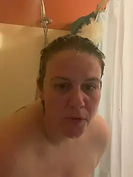 Snapshot of velvetta_ chatting on March 2025 06:24:02 AM velvetta  online show from March 2025 06:24:02 AM