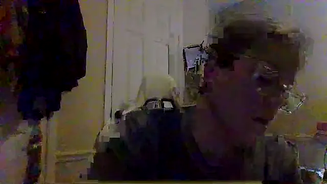 Snapshot of velvetta_ chatting on March 2025 04:51:01 PM velvetta  online show from March 2025 04:51:01 PM