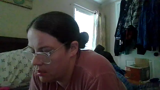 Snapshot of velvetta_ chatting on October 2025 04:13:01 PM velvetta  online show from October 2025 04:13:01 PM