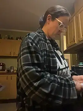 velvetta  online show from November 2025 03:43:02 AM