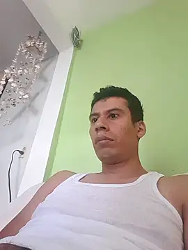 Snapshot of josehot151515 chatting on December 2025 05:41:02 PM josehot151515 online show from December 2025 05:41:02 PM