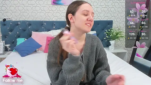 Snapshot of Kvetachka chatting on December 2024 01:43:01 AM Kvetachka online show from December 2024 01:43:01 AM