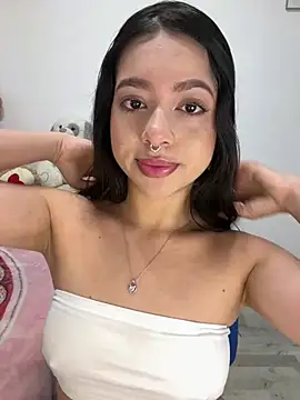 AliceJovovich online show from March 2025 10:44:02 AM