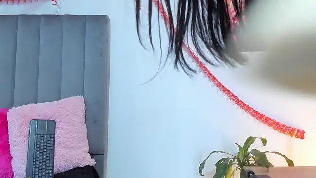 Snapshot of bathory_vamps chatting on February 2025 01:38:02 PM bathory vamps online show from February 2025 01:38:02 PM