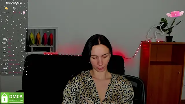 annakillianox online show from March 2025 12:36:02 PM