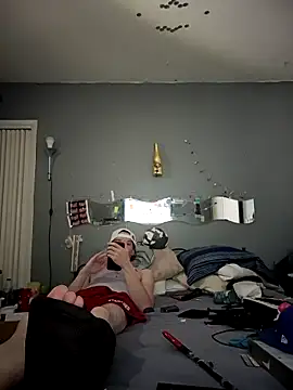 Snapshot of gifted723 chatting on October 2025 04:35:02 AM gifted723 online show from October 2025 04:35:02 AM