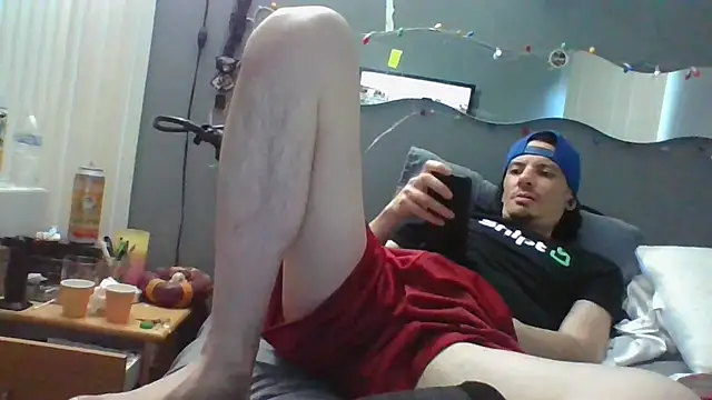 Snapshot of gifted723 chatting on December 2025 12:42:01 AM gifted723 online show from December 2025 12:42:01 AM