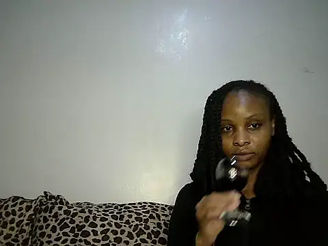 Toxique  online show from October 2025 11:59:01 PM