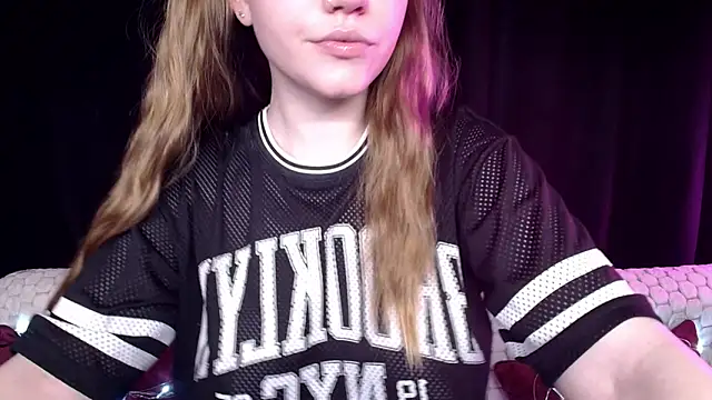 SindiWatsoon online show from December 2024 12:23:02 PM