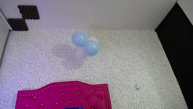 luly pink online show from October 2025 03:16:01 AM