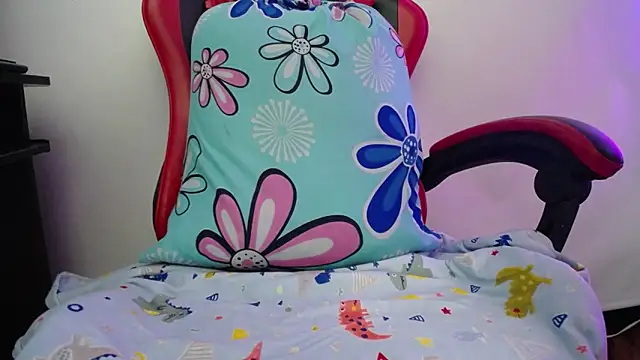 luly pink online show from March 2026 03:33:01 AM