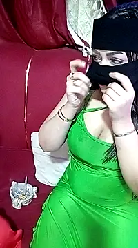 Snapshot of Meral1 chatting on February 2025 10:00:02 PM Meral1 online show from February 2025 10:00:02 PM