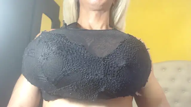 DanielaMuscleTS online show from January 2025 08:01:02 PM