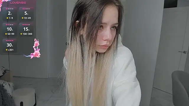 KellyBarton online show from December 2024 10:13:02 PM