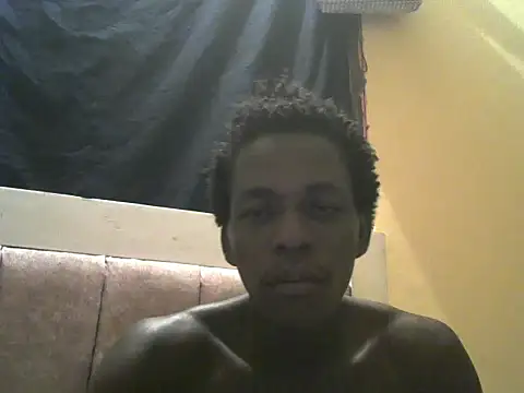 Snapshot of Bigras0011 chatting on June 2026 01:35:02 PM Bigras0011 online show from June 2026 01:35:02 PM