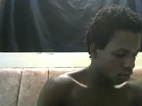 Snapshot of Bigras0011 chatting on June 2026 02:49:01 AM Bigras0011 online show from June 2026 02:49:01 AM