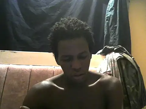 Snapshot of Bigras0011 chatting on July 2026 02:40:01 AM Bigras0011 online show from July 2026 02:40:01 AM