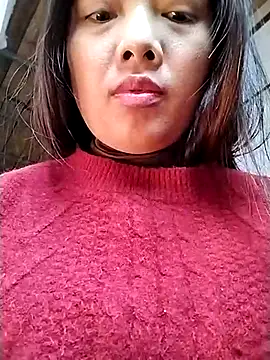 Snapshot of Lady-big91 chatting on December 2024 05:31:02 AM Lady-big91 online show from December 2024 05:31:02 AM