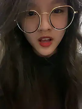 Krixxi22 online show from February 2025 02:16:02 PM