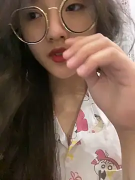 Krixxi22 online show from March 2025 03:02:02 PM