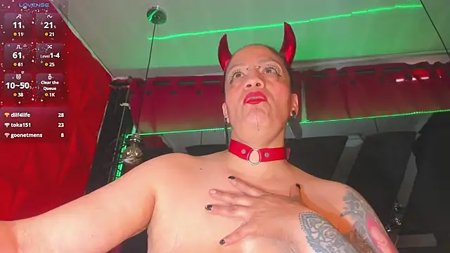 Taylor-hardcore online show from February 2025 05:51:02 PM