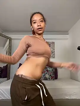 rubi star online show from November 2025 05:01:02 PM