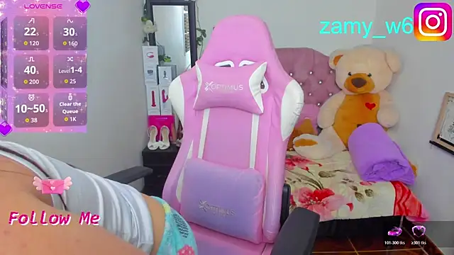 Snapshot of karla_cute01 chatting on May 2026 05:02:02 AM karla cute01 online show from May 2026 05:02:02 AM