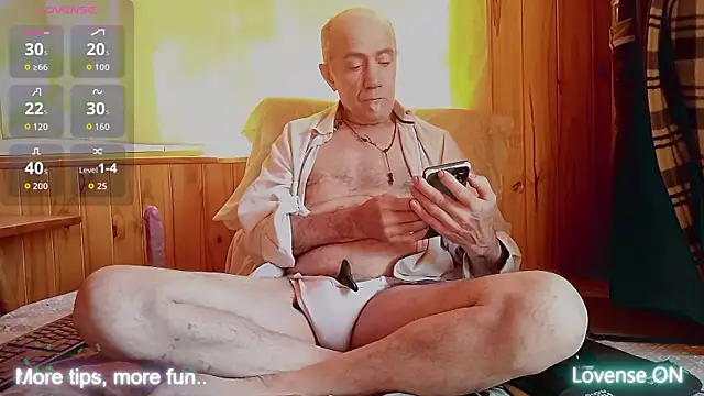 Snapshot of papifacu chatting on October 2025 12:17:01 PM papifacu online show from October 2025 12:17:01 PM