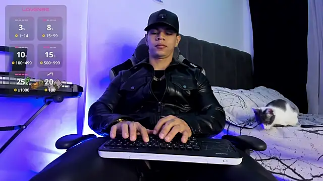 Aron Dark online show from March 2025 10:57:02 AM