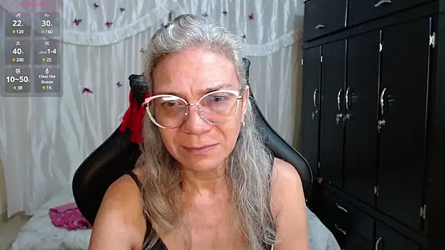 Giorgia xue53 online show from March 2025 03:32:01 AM