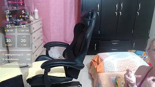 Giorgia xue53 online show from October 2025 01:55:02 AM