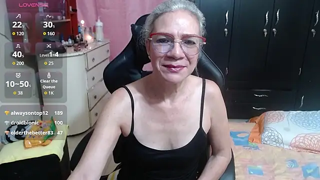 Giorgia xue53 online show from October 2025 01:23:01 AM