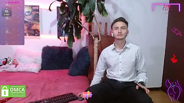 Snapshot of yuliet_tayler7 chatting on January 2025 04:15:01 PM yuliet tayler7 online show from January 2025 04:15:01 PM