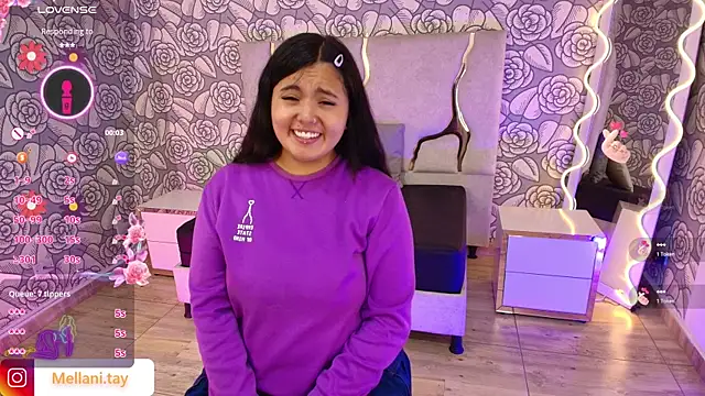 Snapshot of Mellani_tay chatting on February 2025 03:06:01 AM Mellani tay online show from February 2025 03:06:01 AM