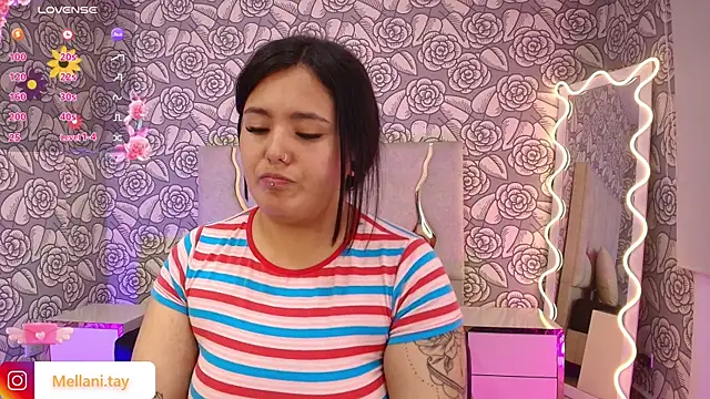 Snapshot of Mellani_tay chatting on February 2025 06:24:02 AM Mellani tay online show from February 2025 06:24:02 AM